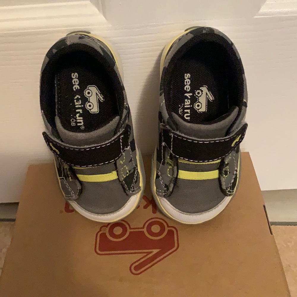 See Kai Run Monterey II Toddler Shoe size 5